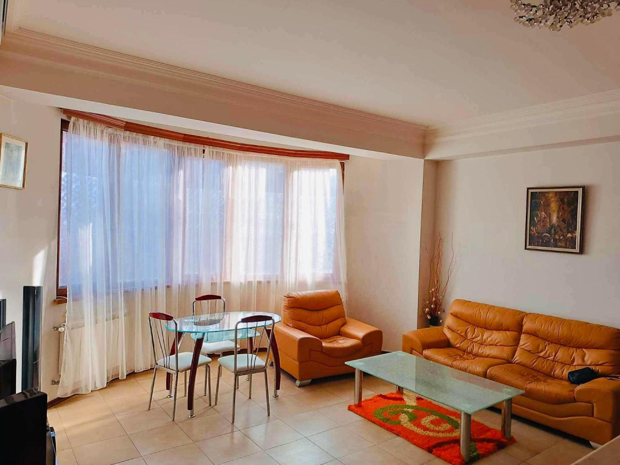Republic Square Apartment Yerevan Exterior foto