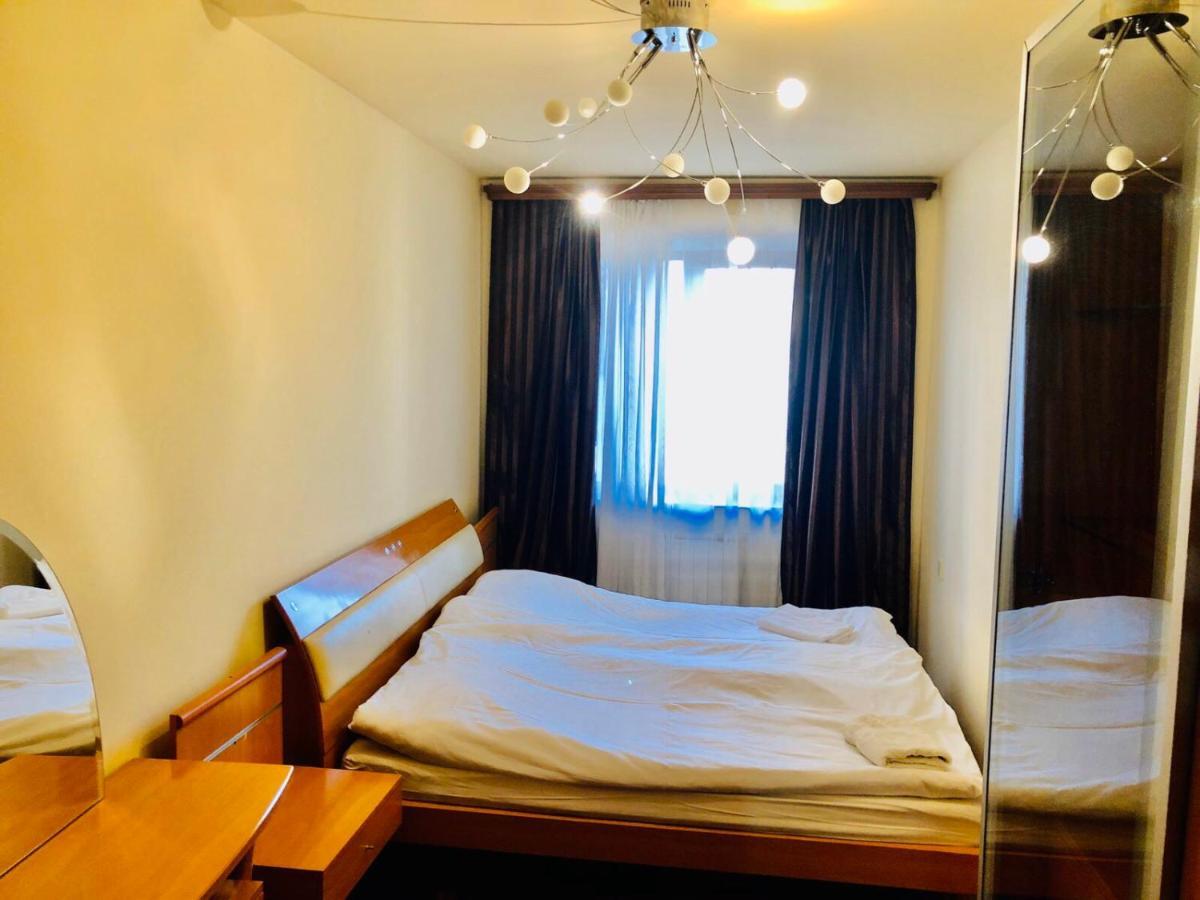 Republic Square Apartment Yerevan Exterior foto